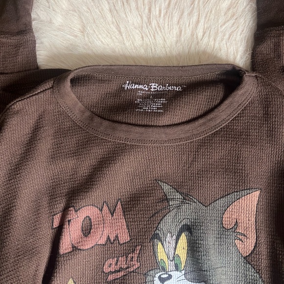 Tom & Jerry Long Sleeve - Picture 2 of 3